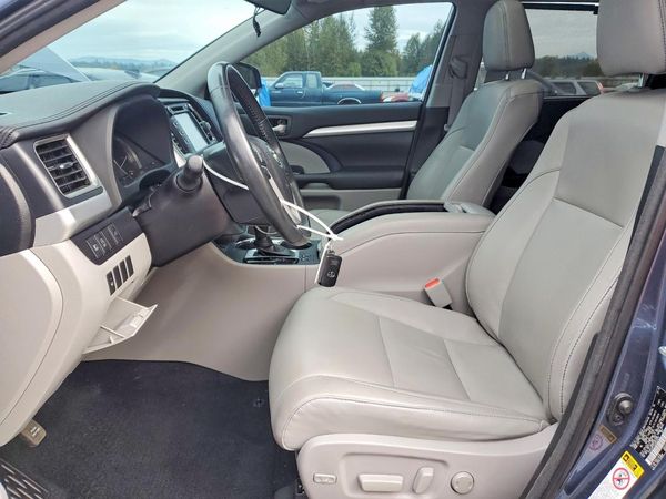 2018 TOYOTA HIGHLANDER SE/XLE — DENT