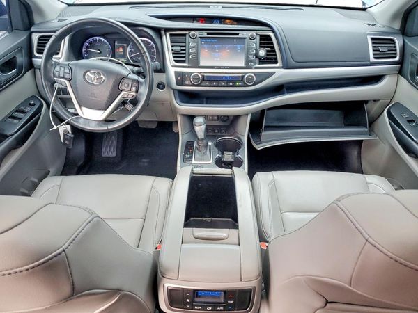 2018 TOYOTA HIGHLANDER SE/XLE — CKPT