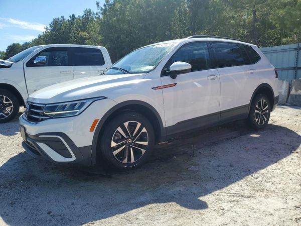 2024 VOLKSWAGEN TIGUAN S — Front 3/4
