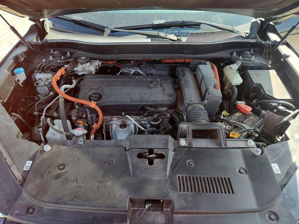 2023 HONDA CR-V Sport — Engine bay