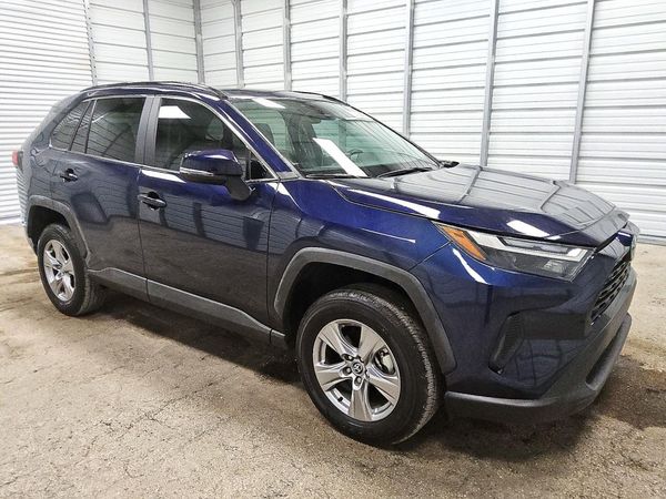 2025 TOYOTA RAV4 — Passenger 3/4
