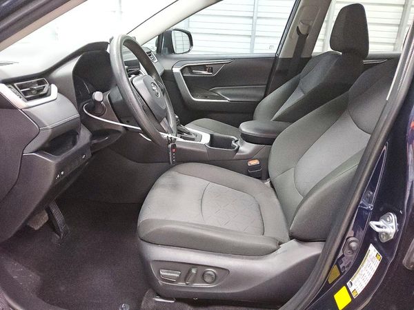 2025 TOYOTA RAV4 — DENT