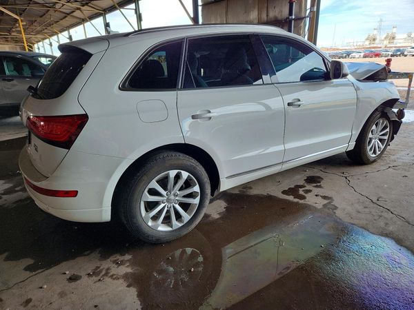 2013 AUDI Q5 Premium Plus — PSRA
