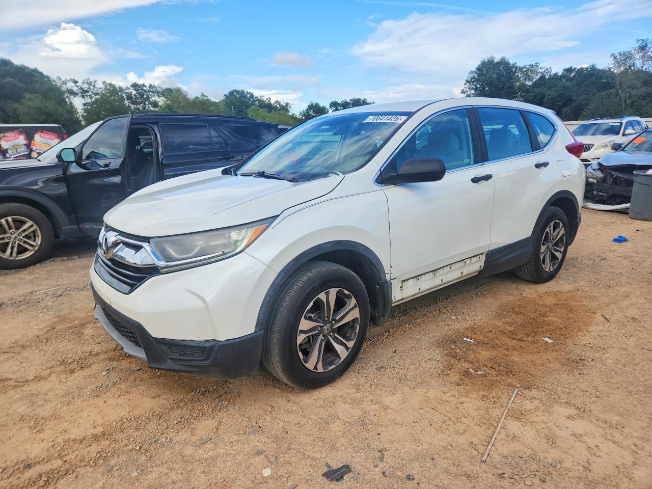 2018 HONDA CRV LX — Front 3/4