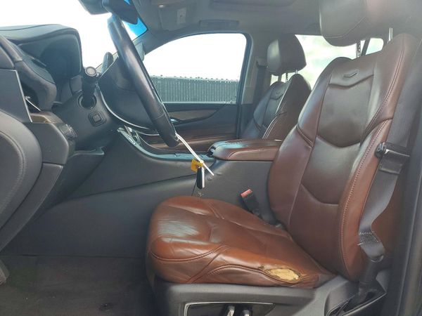2020 CADILLAC ESCALADE ESV Luxury — DENT