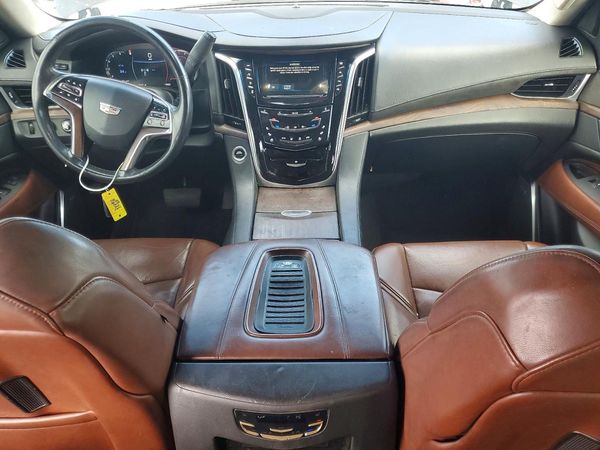 2020 CADILLAC ESCALADE ESV Luxury — CKPT