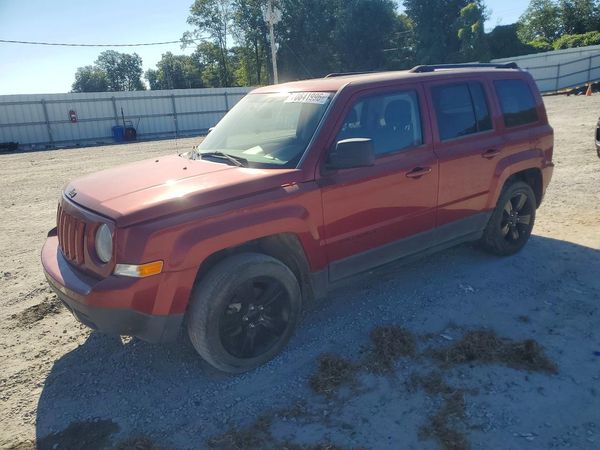 2014 JEEP PATRIOT Sport — Front 3/4