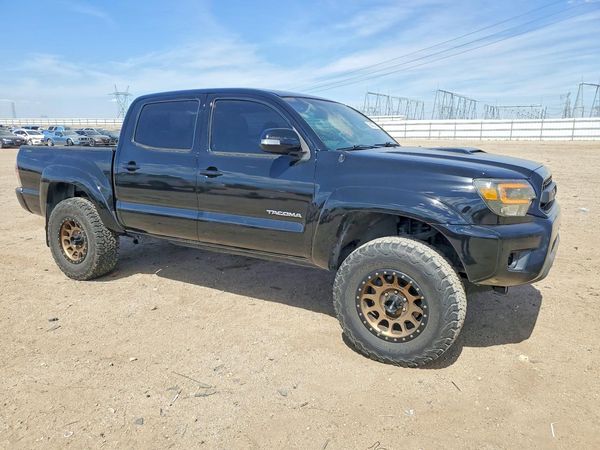 2015 TOYOTA TACOMA Delux Grade — Passenger 3/4