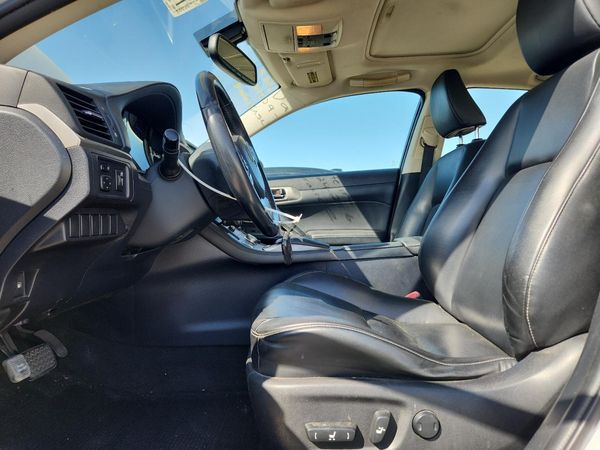 2014 LEXUS CT 200h — DENT