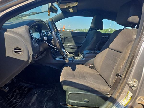 2013 DODGE CHARGER SE — DENT