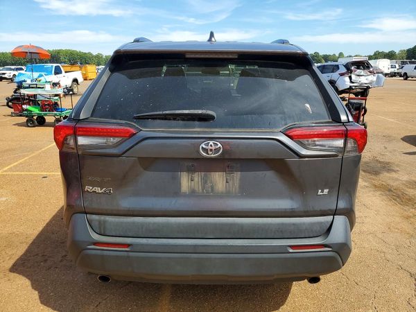 2020 TOYOTA RAV4 LE — DIRR
