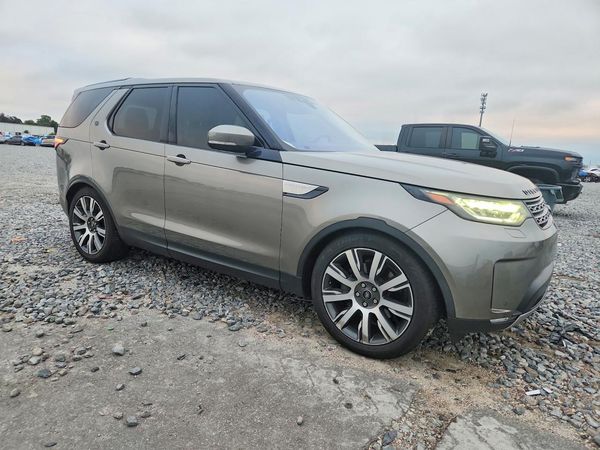 2017 LAND ROVER DISCOVERY HSE Luxury — Passenger 3/4