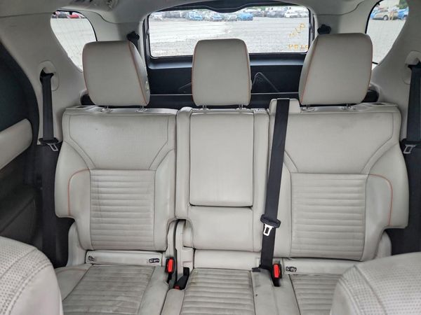 2017 LAND ROVER DISCOVERY HSE Luxury — SUVN