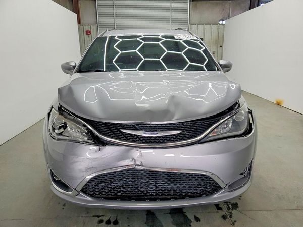2020 CHRYSLER PACIFICA Touring L — DIRF