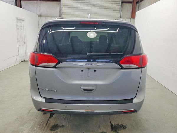 2020 CHRYSLER PACIFICA Touring L — DIRR
