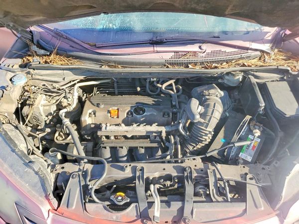2013 HONDA CRV LX — Engine bay