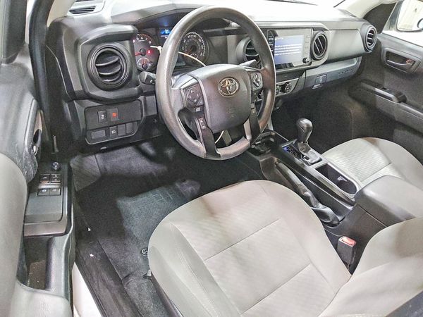 2022 TOYOTA TACOMA SR5 — CKPT
