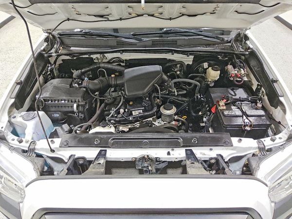 2022 TOYOTA TACOMA SR5 — Engine bay