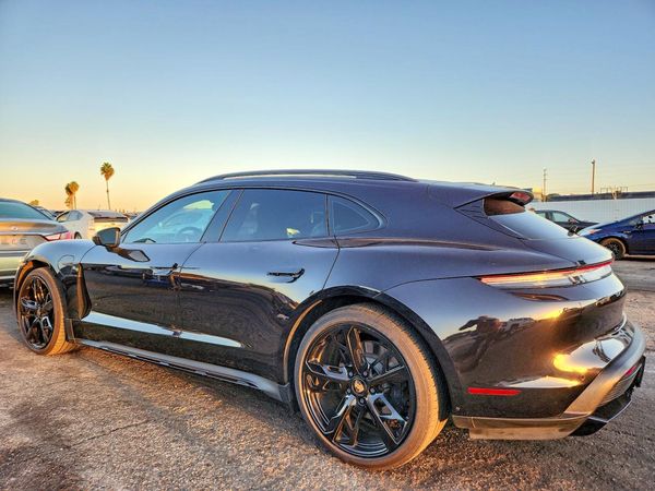 2022 PORSCHE TAYCAN 4 Cross Tourismo — DSRA