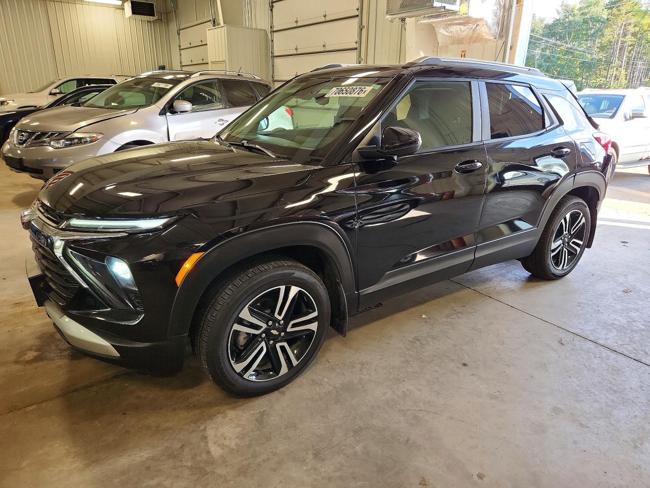 2024 CHEVROLET TRAILBLAZE LT — Front 3/4