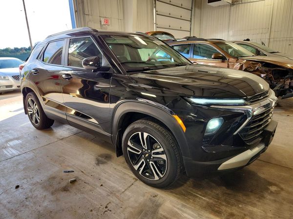 2024 CHEVROLET TRAILBLAZE LT — Passenger 3/4
