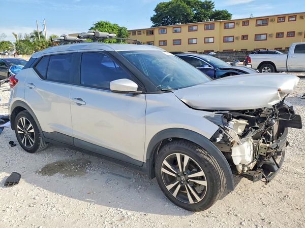 2018 NISSAN KICKS — Passenger 3/4