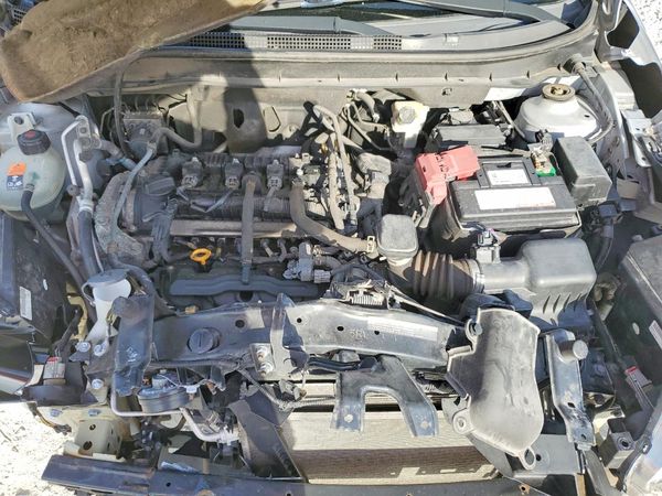 2018 NISSAN KICKS — Engine bay
