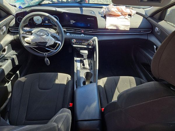 2024 HYUNDAI ELANTRA SEL — CKPT