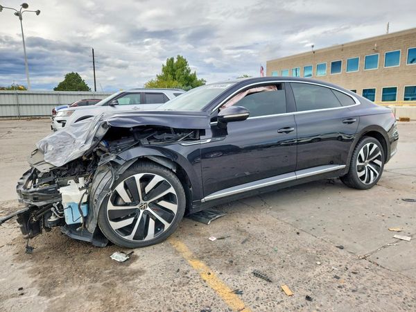 2021 VOLKSWAGEN ARTEON 4Motion SEL R-Line — Front 3/4