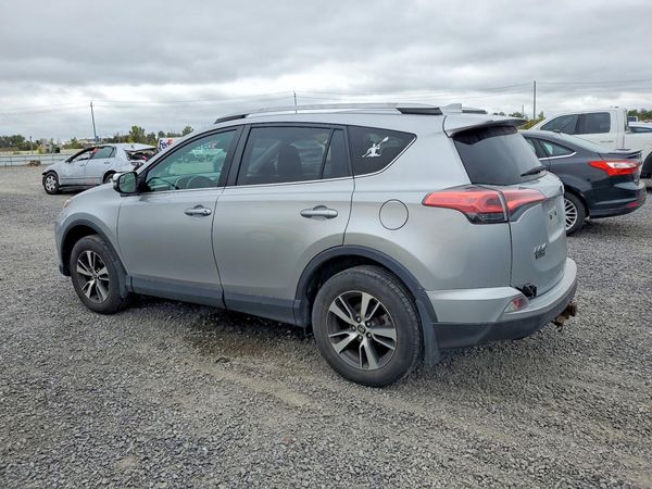 2018 TOYOTA RAV4 LE — DSRA