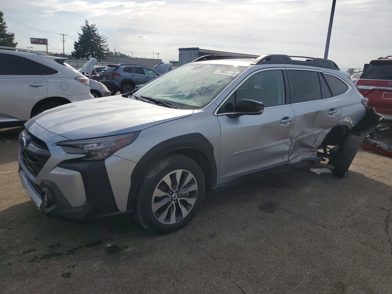 2023 SUBARU OUTBACK Limited — Front 3/4