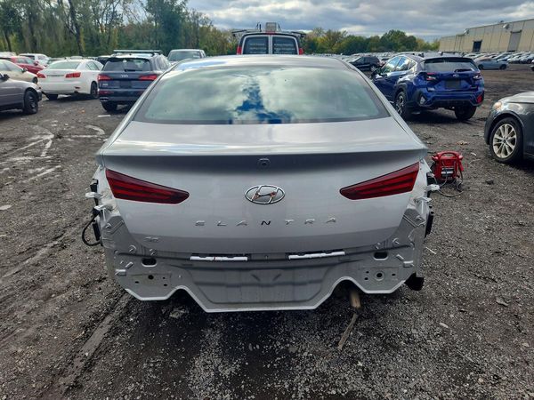2020 HYUNDAI ELANTRA SE — DIRR