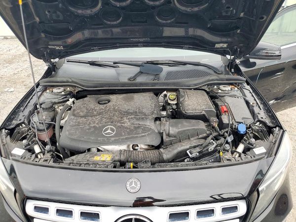 2019 MERCEDES-BENZ GLA-CLASS GLA250 — Engine bay
