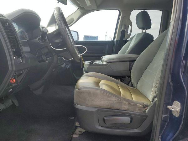 2013 RAM 1500 ST — DENT