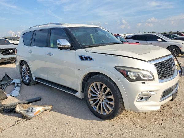 2015 INFINITI QX80 — Passenger 3/4