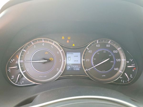 2015 INFINITI QX80 — ODOM