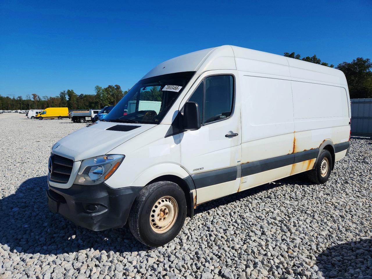 2015 MERCEDES-BENZ SPRINTER — Front 3/4