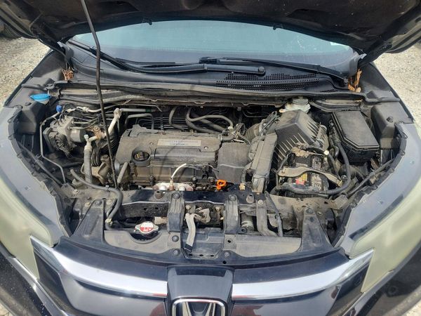 2015 HONDA CRV LX — Engine bay