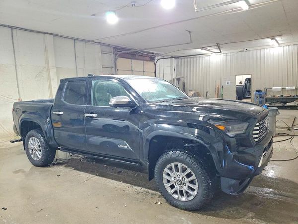 2025 TOYOTA TACOMA — Passenger 3/4