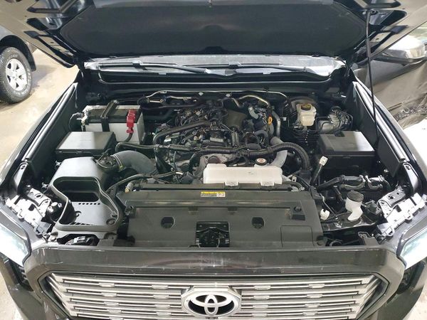 2025 TOYOTA TACOMA — Engine bay