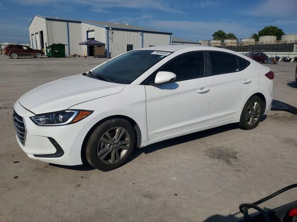 2018 HYUNDAI ELANTRA — Front 3/4