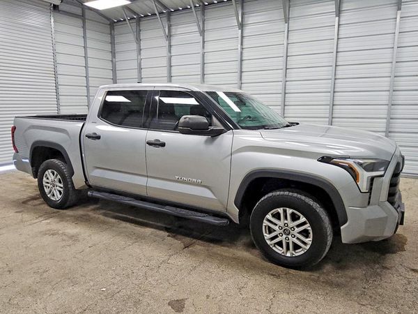 2023 TOYOTA TUNDRA SR5 — Passenger 3/4
