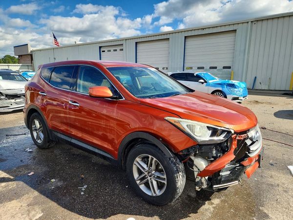 2017 HYUNDAI SANTA FE Base — Passenger 3/4