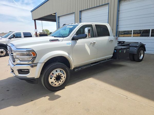 2022 RAM 5500 — DSFA — Front 3/4