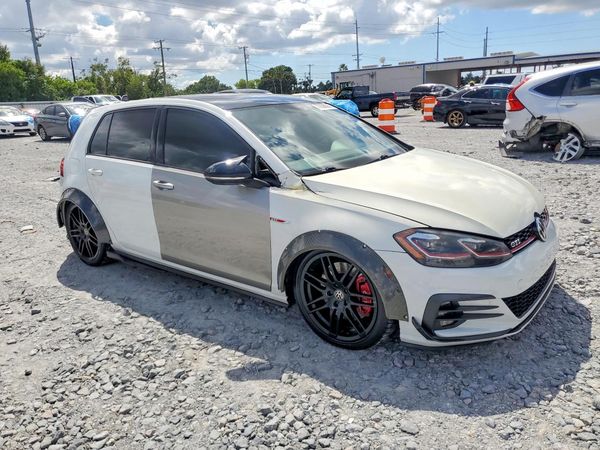 2021 VOLKSWAGEN GTI S / SE / Autobahn — Passenger 3/4