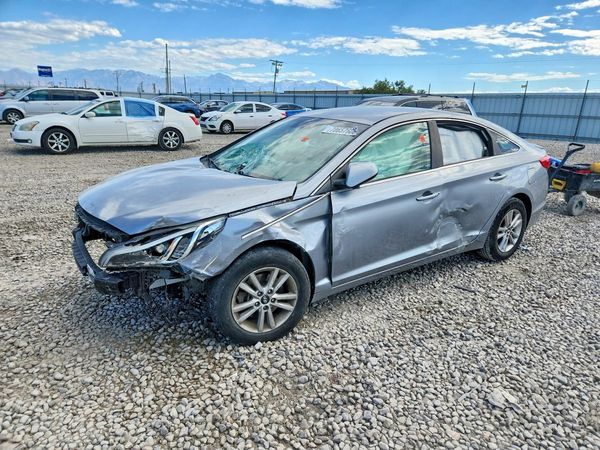 2015 HYUNDAI SONATA SE, ECO — Front 3/4
