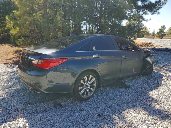 2012 HYUNDAI SONATA Middle level — PSRA