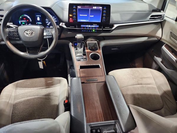 2022 TOYOTA SIENNA LE — CKPT
