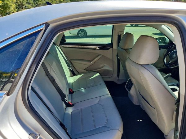 2018 VOLKSWAGEN PASSAT SE, SE w/ Technology — PSRS
