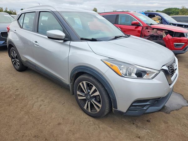 2018 NISSAN KICKS — Passenger 3/4